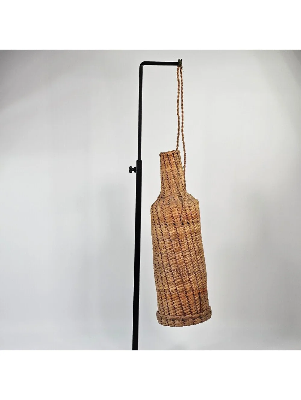 N/A handcrafted woven